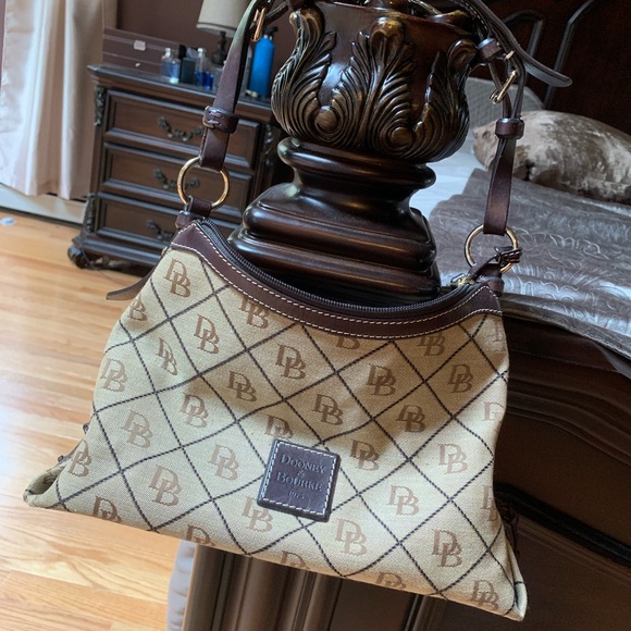 2 dooney bourke bags sold together ! - Picture 2 of 8